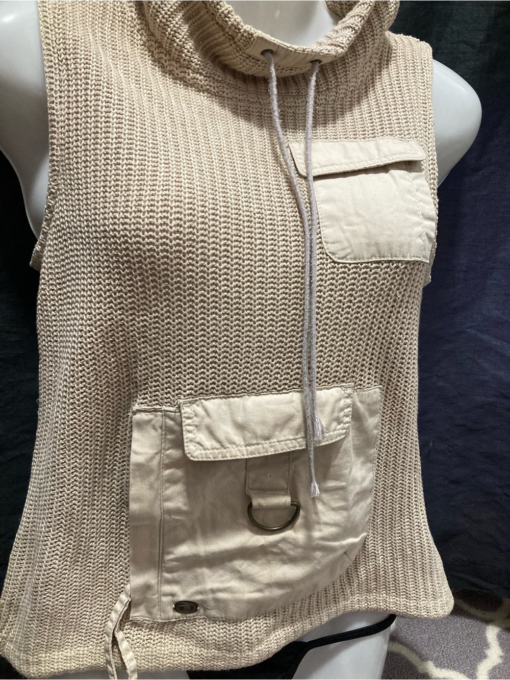 BGN & Co Sleeveless Knit Cargo Sweater Beige Utility Y2K Size 3